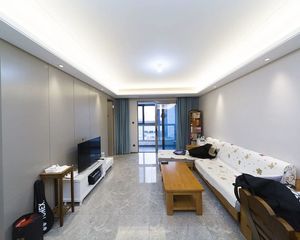 葛洲坝紫郡府 115.76平3居 南向精装修 方便看房
