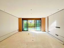 北龙湖足球公园旁 珑熙精装修四房一楼带80平院子带挑高地下室