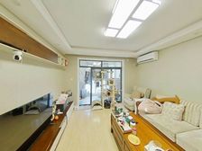 新高苑佳园 交通便捷 精装好房 带电梯 南北通透 临地铁!!