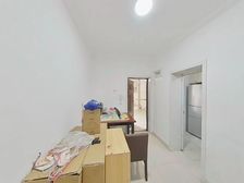 电梯房 精装修 芳华路中间楼层满五 92平 看房方便