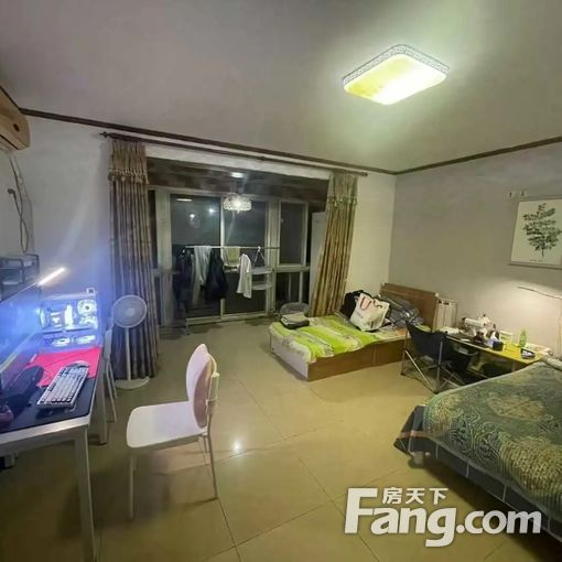 龙泽地铁 回龙观 积水潭医院 ?龙泽苑西区精装超大厅隔合租