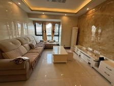 小包包家门口 满足您需求的好房 圆梦的一个家 荣和山水绿城