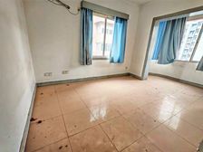 西亚广场 单价6千多 50 三轻轨带 榭台子制标 可看