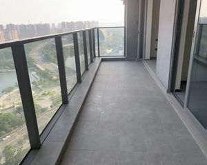 速度来看!仅一间 公园里利中心全新装修朝南四房 视野采光足