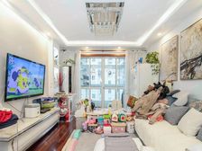 中环08年,电梯大三房,豪华,拎包入住,地下产权车位,双铁通