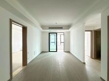 新城春山 鸣 带双车位 带4平露台 朝中庭 回款急卖