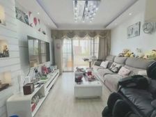 临近地铁送20W 精装 南北通 商业配套齐全 中心位置