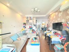 商业配套成熟 交通便利 满五 高楼层视野无遮挡 南北通透