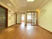 新挂牌 大一房 房东急售 ,付款好价格可以沟通,急售