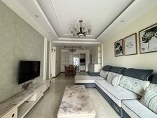 中核紫金一品 3室2厅1卫 中装,阔绰客厅,超大阳台,身份