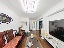 复式大四房 00年商品房 位置好 采光足 看房方便 房东很诚