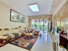 新天虹商圈,电梯3房,户型方正,装修保养好