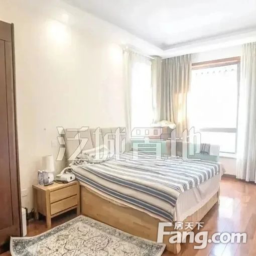 正南 王府花园别墅 4室2厅 精装修