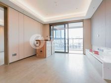 静安内环新房,飞机户型三房,可看陆家嘴景观,自带会所