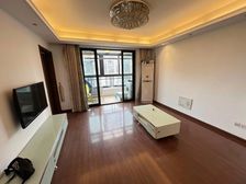 顶复送阁楼,带双露台产权地下车位 随时看房