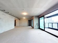 锦绣花园高层全新毛坯大4房,户型方正使用