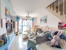 江桥万达商圈+阁楼做了1房1厅1卫+装修花了30万,地铁双轨