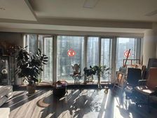 起拍872 高层南向255平三居两卫 仅 私信尽调报告