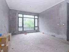 无中介费赠送3个车位在寂静中品味,在喧闹中生活,此房深情并茂