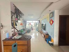 出售奉城康碧苑三房 精装修送阁楼出行方便周边有 菜场医院