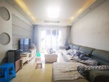 彩云湖公园旁,精装修三房带彩小扬中,拎包入住