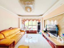 东区CBD旁 银河丹堤电梯洋房精装自住三房 小区中间位置 有