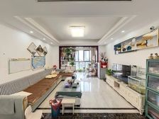 南天金源四居室 东端户 装修好 提包入住