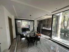 依云郡新装修,联排边套别墅,带超大花园,价格可谈