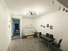 美专校街小区 60平1居 南向精装修 自住保养好