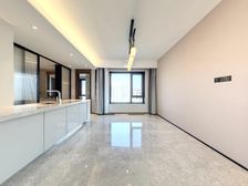 东叁金茂府 四季恒温 带阳台 现房 即买即住 地铁10号线