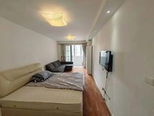 紧邻徐家汇!房东急降50W!南北通透!拎包入住!电梯已经运行