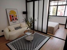 紧邻徐家汇!送40W精装!接受动迁户!南北通透 拎包入住!