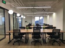 东直门 精装200平纯写 交通便利 随时起租