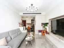 必看好房!!超大落地窗 采光视野超好 万达CBD旁 外国语