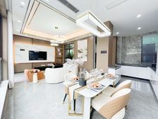 你敢信单价14000左右能买南门地铁口精装现房洋房