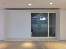 可餐饮.月租1.35万.新天地.地铁口.黄浦区.房东直租