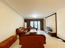 渝中区大坪恒大名都带车位 精装四房 看湖 看中庭 通车库