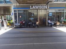 东部新城会展中心旁大家中心!罗森便利店带租出售!租金5个点!