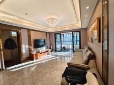 急售 带车位 恒大绿洲 4室2卫 没怎么住过 老证 税费低