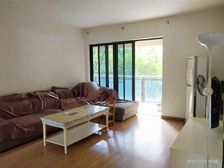 (急卖直降30万)观音桥商圈,145平精装4房,轻轨300米