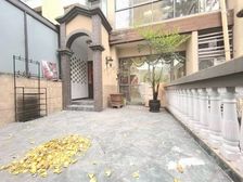 (实得300平+)精装联排别墅,装修费80万,带地下室车位