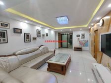 辰弘佳苑 带产权车位 急售 靠东华 南北直通
