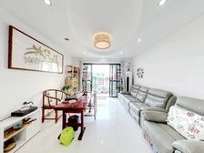 天伦东时区 诚心出售 价格可谈 送车位 南向精装修 拎包入住