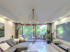 层高3.1米,大客厅,新装修可拎包入住,做太古汇邻居