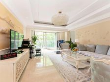 商业配套齐全 产权清晰 南北通透 精装好房 出行方便 小区新