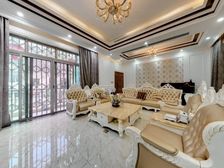 龙岗豪宅标杆 公园大地 豪华装修大别墅