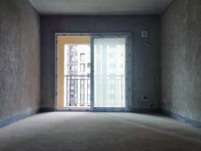 茶园轻轨旁大阳台户型,诚心出售可议价。