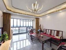 金碧领秀国际 诚心出售 价格可谈 送车位 南向精装修 包税