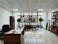 公司的房子出租,自持800平,精装修,可做饭欢迎企业公司联系