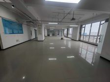 出租360平!低价位 有隔断 户型好随时看房